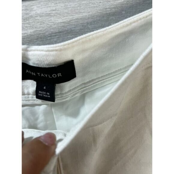 NEW Anne Klein Sailor Button Detail Crop Wide Leg Jeans Size 4 - Picture 5 of 7